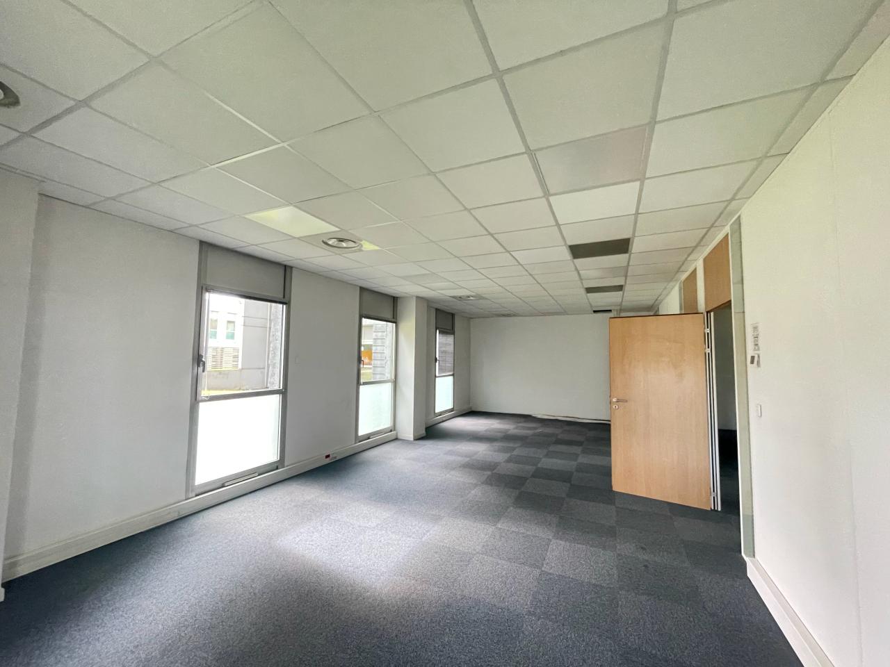 Bureau Nantes 219m² Location bureau Nantes Loire-Atlantique OLBUR2205091 3